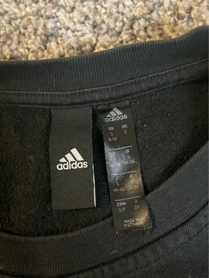 Adidas crewneck thumbnail 3