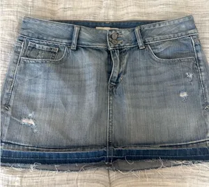 Old Navy Denim Skirt thumbnail 1