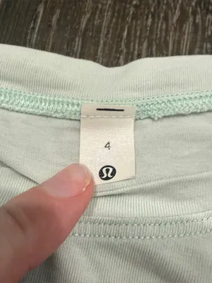 Lululemon Silver Blue Cates T-Shirt thumbnail 7