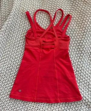 Lululemon Red Tank thumbnail 1