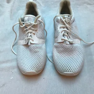 NIke Sneakers White Size 7 thumbnail 2