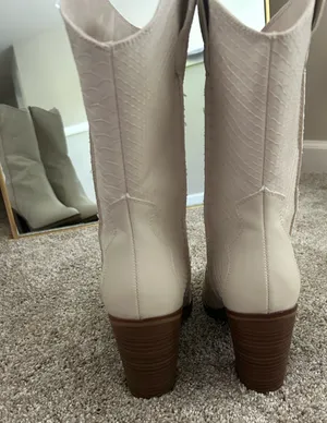 MIA Cowboy Boots thumbnail 4