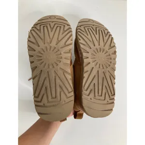 UGG Neumel Chestnut Suede Lace Up Sheepskin‎ Lined Boots 1094269 Womens 8 thumbnail 6