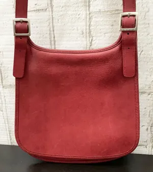 Vintage COACH 9131 Legacy Saddle Red Leather Flat Crossbody Shoulder Bag thumbnail 1