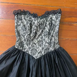 Vntg Gunne Sax Lace Corset Style Sweetheart Ruffled Strapless Gown 11/Modern 6 thumbnail 12
