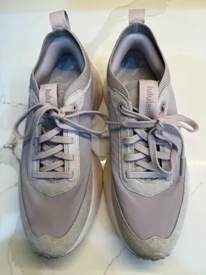 Lululemon women’s Training Shoes thumbnail 4