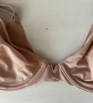 Victoria’s Secret nude plunge unlined bra - 32B thumbnail 5