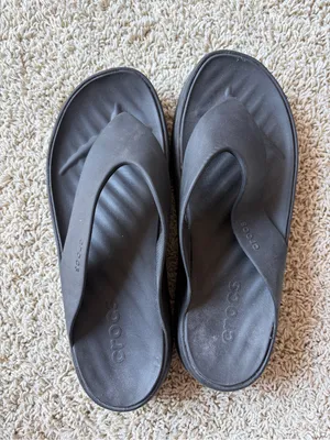 Crocs Getaway Platform Flip Flops Women’s 11 Black Chunky Y2K Sandals thumbnail 1
