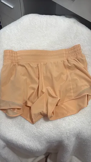 Lululemon Shorts thumbnail 2