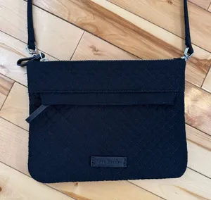 EEUC quilted black Vera Bradley purse thumbnail 1