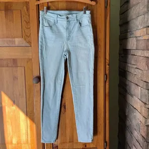 American Eagle Light Blue Women's Jeans. High rise Jeggings. Stretchy. Size 8 thumbnail 6