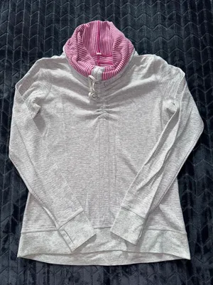 Lululemon In A Cinch Heathered Gray‎ Hoodie Thumbhole Pullover Women's Size 8 thumbnail 1