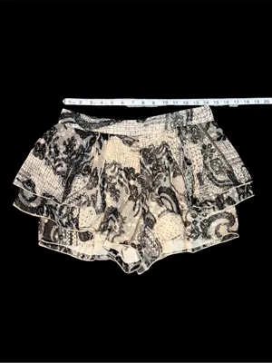 Roommates Y2K Beige & Black Floral & Paisley Print Skort Sz S thumbnail 7