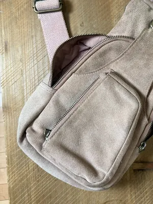 Free People Hudson Suede Sling Bag Dusty Rose Pink Crossbody Purse thumbnail 2
