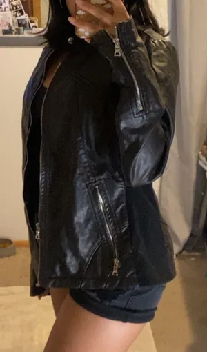 Guess Leather Jacket thumbnail 3