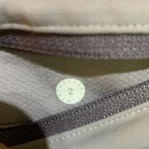 Lululemon Shorts Hotty Grey Hot thumbnail 6