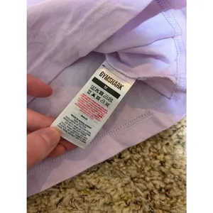 Gymshark Size M Lifting Club Legacy Crop Top Boxy Graphic Tee Shirt Faded Lilac thumbnail 5