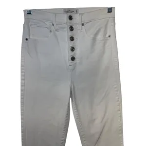 Abercrombie & Fitch Ultra High‎ Rise Flare Jeans White Button Fly Raw Hem 26/2R thumbnail 3