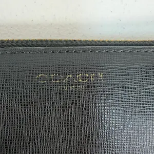 Coach Wallet Saffiano Accordion Black‎ Zip Crossgrain Leather Gold Tone Hardware thumbnail 3