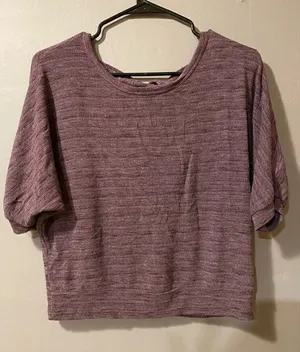 Forever 21 Purple Criss Cross Back Short Sleeve Top Size Small thumbnail 1