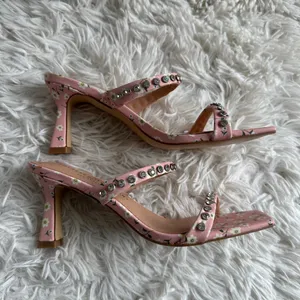 Chinese Laundry Heeled Sandal Floral New In Box Size 6.5 thumbnail 3