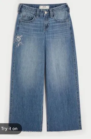 Hollister Low-Rise Super Baggy Jeans Floral Embroidered Medium Wash 28 Regular thumbnail 1