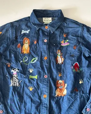 Quaker Factory Vintage Denim Embroidered Dog Shirt Blue Button Down Medium thumbnail 1