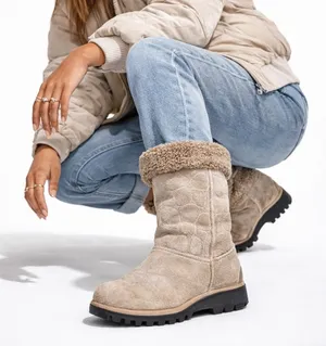 Stuart Weitzman Suede Shearling Lined Winter Boots‎ Taupe Croc Embossed Size 7.5 thumbnail 1