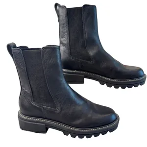 Bernardo Black Leather‎ Lug Sole Chelsea Boots Women 6M Pull On Chunky Heel thumbnail 1