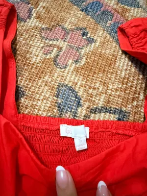 Gb red puff sleeve top thumbnail 3