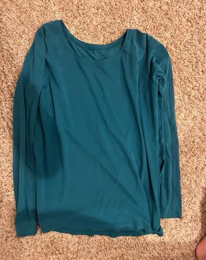 Lululemon Long Sleeve thumbnail 1