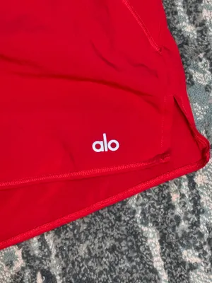 Alo Yoga Stride Shorts Red Large thumbnail 4