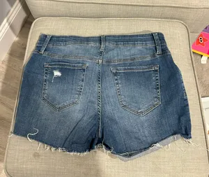 Isabel Maternity Shorts thumbnail 3