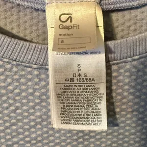 GapFit Motion Long Sleeve Active Top Small Blue Mesh Thumbhole Running Shirt thumbnail 5