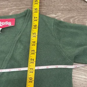 Clueless Movie Merch Sage Green Cropped V-Neck Button Front Cardigan Sweater XS thumbnail 7