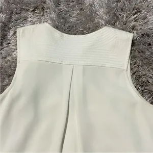 Trina Turk Arleen Dress in a size 4 thumbnail 8