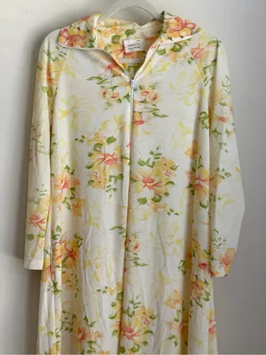 Vintage 70s JCPenney Yellow Floral Maxi Robe Housecoat Small thumbnail 3