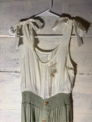 Blu Pepper Asymmetrical White and Green Resort Midi Dress size M NWOT thumbnail 4