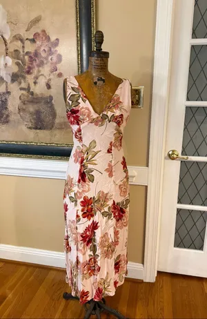 Anthropologie Paper Heart Maxi Dress Womens XS Rose Floral Linen Blend V Neck Flattering thumbnail 2