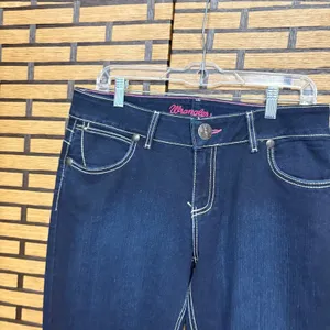 Wranglers Darkwash Jeans Size 9/10‎ thumbnail 3