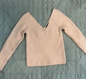 Banana Republic Ribbed V-Neck Sweater - Cream thumbnail 1