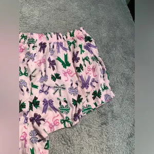 Pink Victoria’s Secret pajama lounge bow pattern Shorts large thumbnail 10