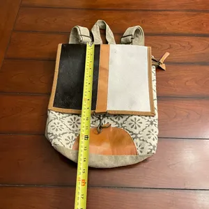 Chloe +‎ Lex Cowhide Flap Backpack thumbnail 2