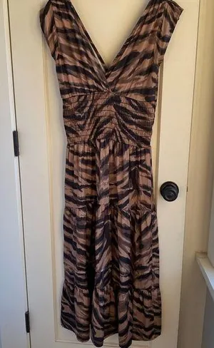 Felicite satin smocked tiger print dress size small. Vneck front and back. NWT thumbnail 1