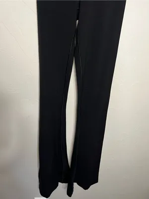 Offline by Aerie Real Me Crossover Flare‎ Black Yoga Leggings thumbnail 4