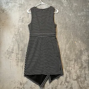 Hutch Indira Asymmetrical‎ Striped V-Neck Wrap Dress Size Small Black & White thumbnail 5