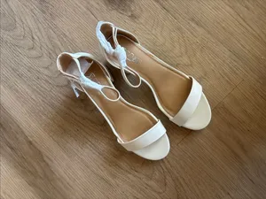 Brash Women's White Ankle-Strap Dress Flats size 7.5 w new thumbnail 5
