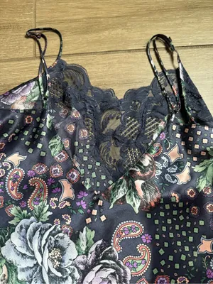 Victoria's Secret Floral Lace Trim Black Slip Tank Top Gold Tag Vintage thumbnail 10