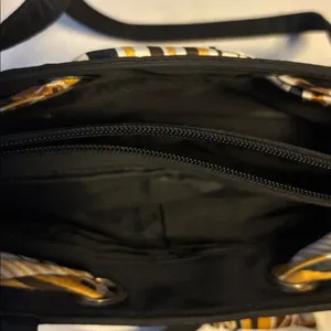 Black Nylon Tote/Shoulder Bag Tie Interwoven Thru Bag 3 Compartments One Zipper thumbnail 9