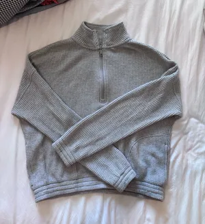 Aerie zip up thumbnail 1